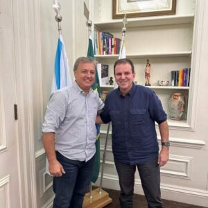 Leia mais sobre o artigo Alexandre Martins, Prefeito de Búzios participa de evento no Rio a convite do Prefeito Eduardo Paes