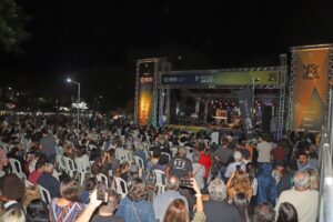 Leia mais sobre o artigo Búzios, a cidade mais badalada do Brasil, promove primeiro Festival do Rock e o famoso Búzios Jazz Festival neste mês de maio