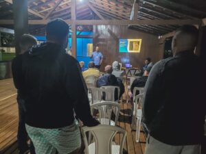 Leia mais sobre o artigo Reunião debate fase final da obra da rede coletora de esgoto na Praia do Siqueira