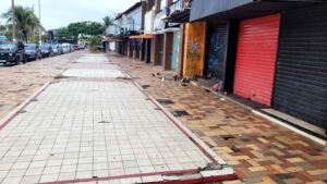 Leia mais sobre o artigo Parte do Boulevard Canal reflete o retrato do abandono de Cabo Frio