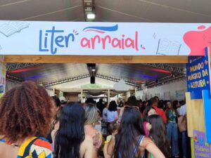 Leia mais sobre o artigo Arraial do Cabo recebe milhares de pessoas na Feira Literária e Cultural ‘LiterArraial’