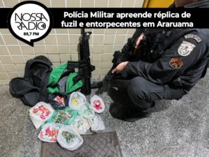 Leia mais sobre o artigo Polícia Militar apreende réplica de fuzil e entorpecentes em Araruama