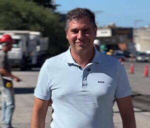 Leia mais sobre o artigo Deputado Dr. Serginho foi fiscalizar a continuidade das obras da RJ-140 e o início da obra da Estação de Tratamento de Esgotos da Praia do Siqueira.