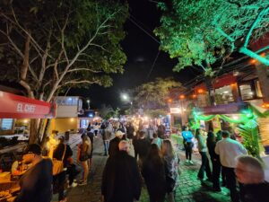 Leia mais sobre o artigo Degusta Búzios: Maior Festival Gastronômico da Região dos Lagos em 2024 demonstra toda sua força e se consagra como o grande fomentador da economia local